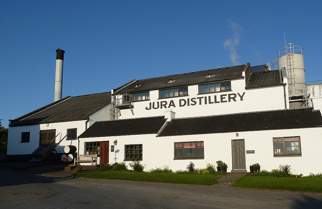 Jura Distillery By Jura Distillery by Rob Farrow, CC BY-SA 2.0, https://commons.wikimedia.org/w/index.php?curid=113858917 Jura Distillery By Jura Distillery by Rob Farrow, CC BY-SA 2.0, https://commons.wikimedia.org/w/index.php?curid=113858917